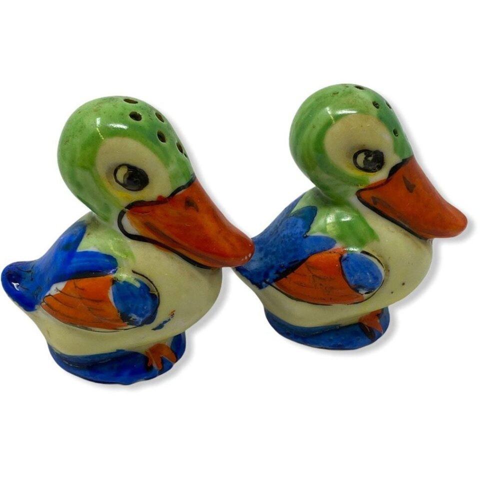 Vintage Bright Colored Pelicans Salt and Pepper Shakers Tropical Beach Japan